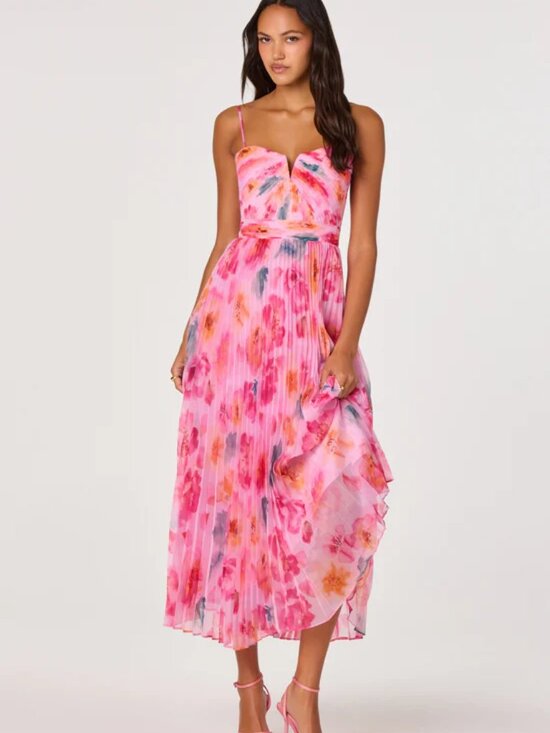 Astr Dresses & Skirts - Bayley Dress